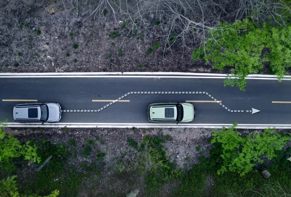 MHERO II crab walk lane shift seen from above